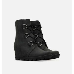 Sorel Joan of Arc winter boot